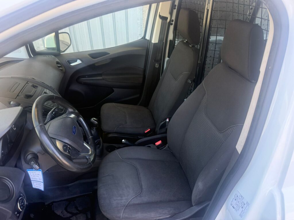 Ford Transit Courier