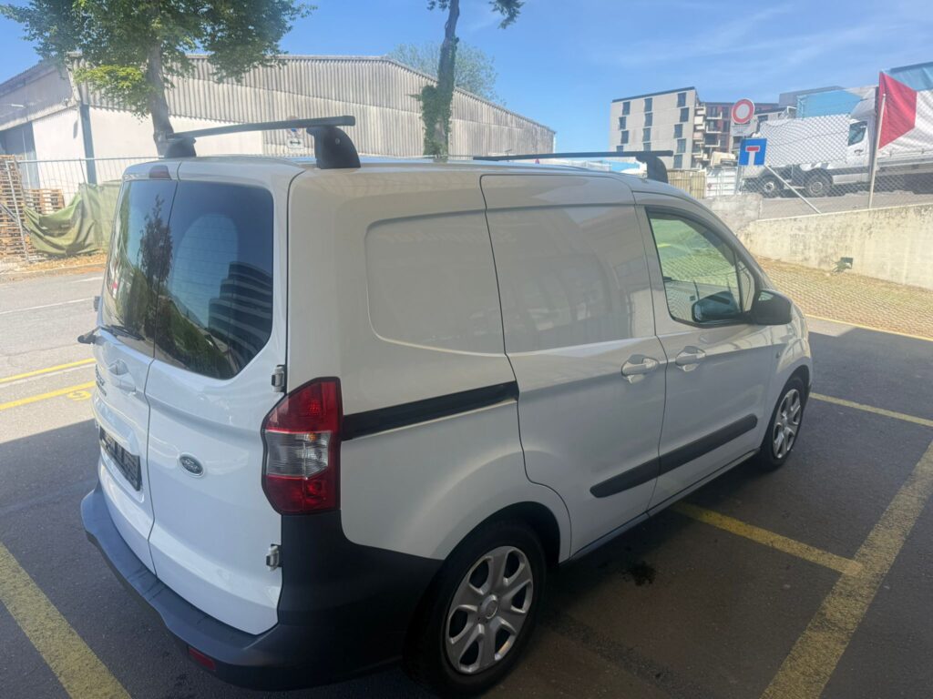 Ford Transit Courier