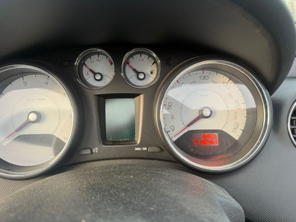 Peugeot 308 Turbo 1.6L